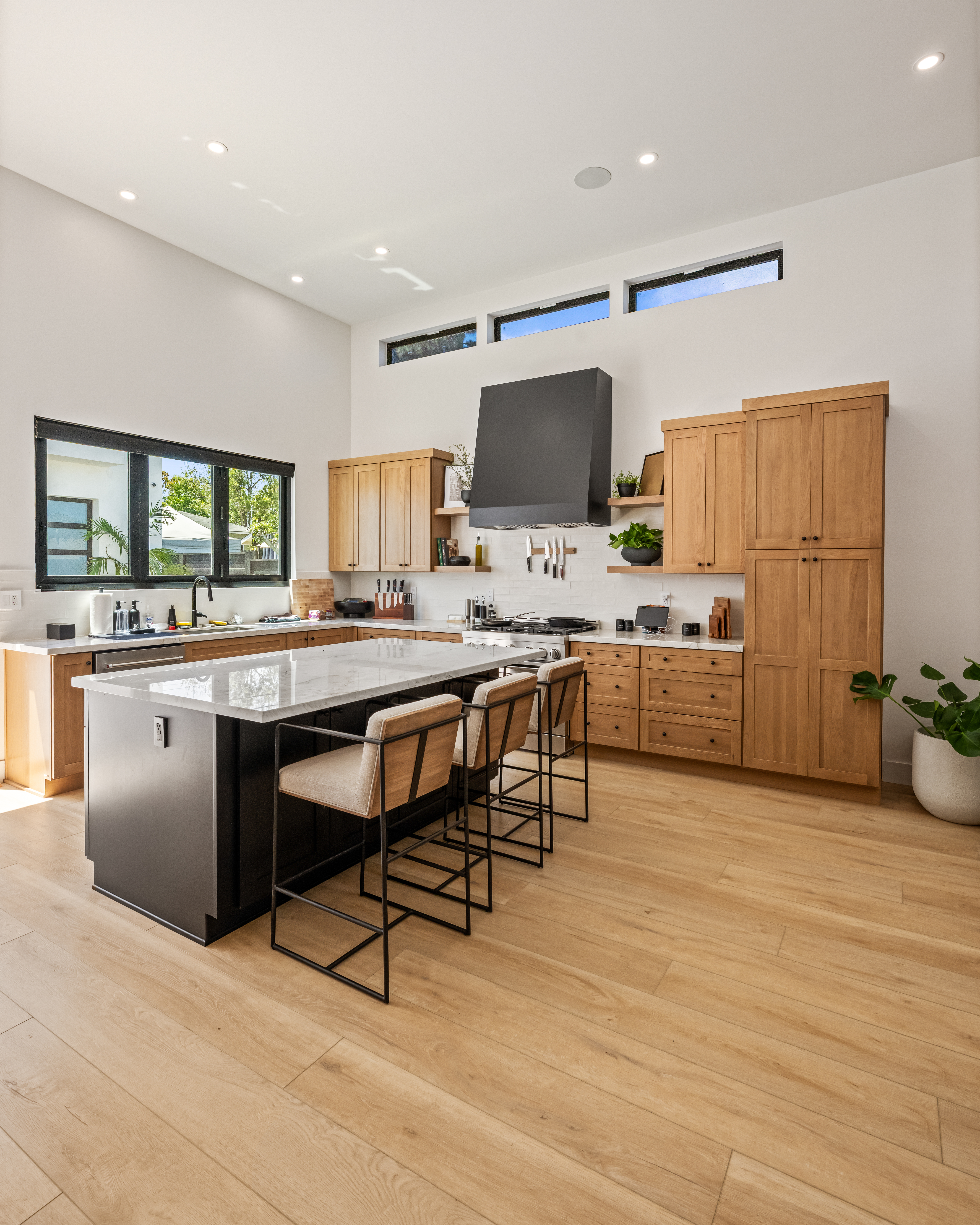 Arabian Crest Drive full home renovation photo 8