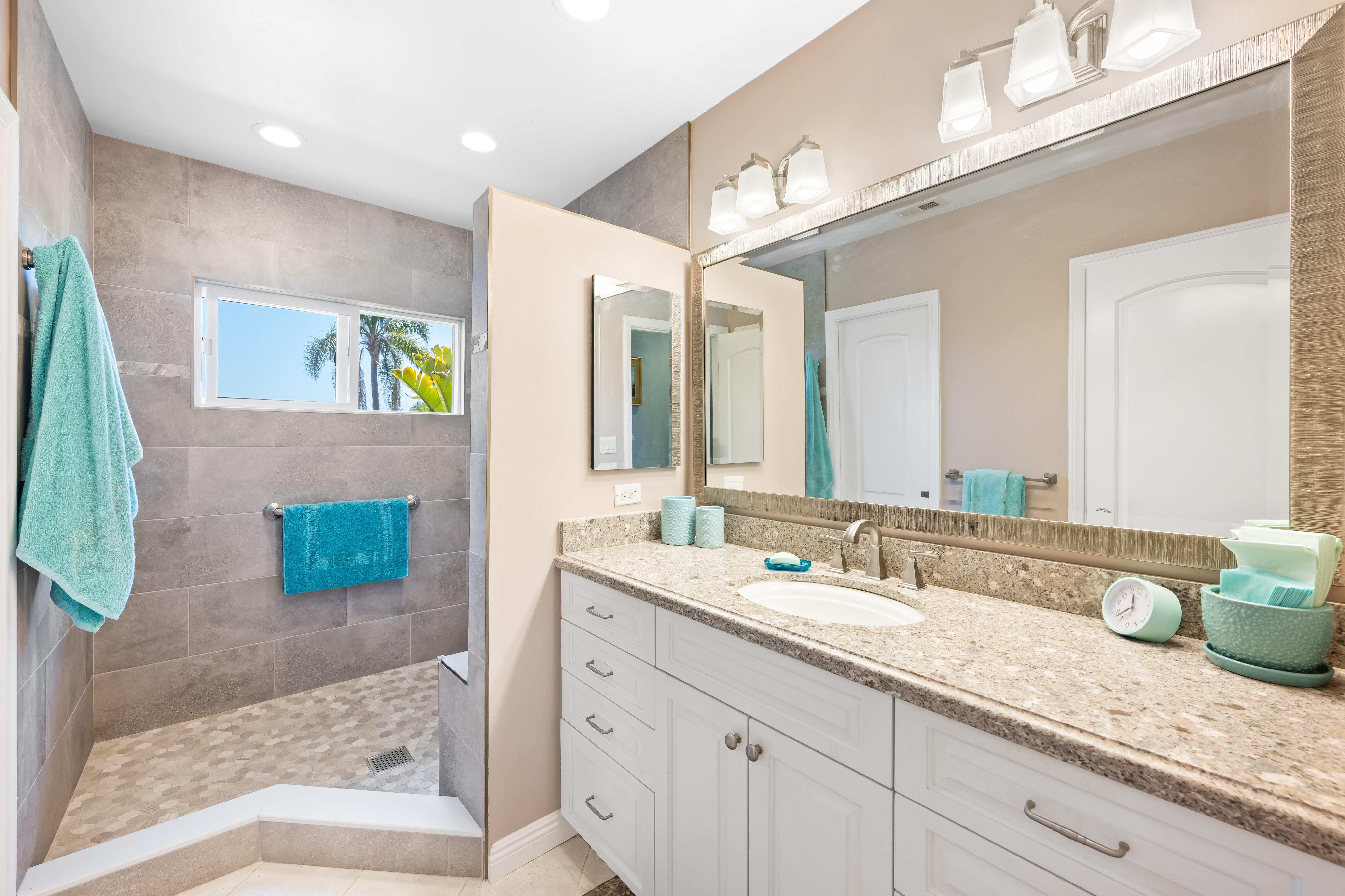 Bay Leaf Drive bathroom remodel by Guild Builders
