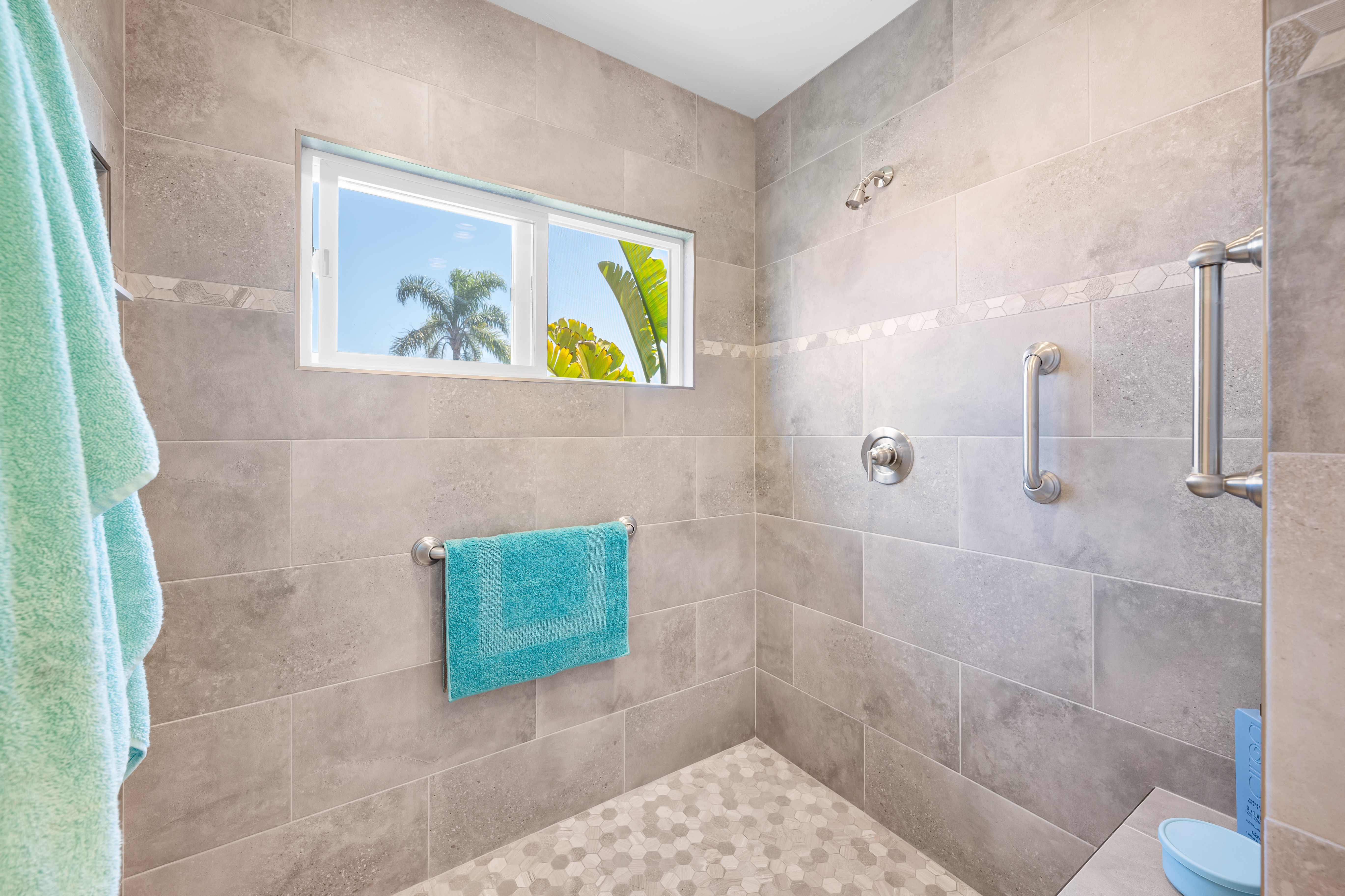 Bay Leaf Drive bathroom remodel by Guild Builders