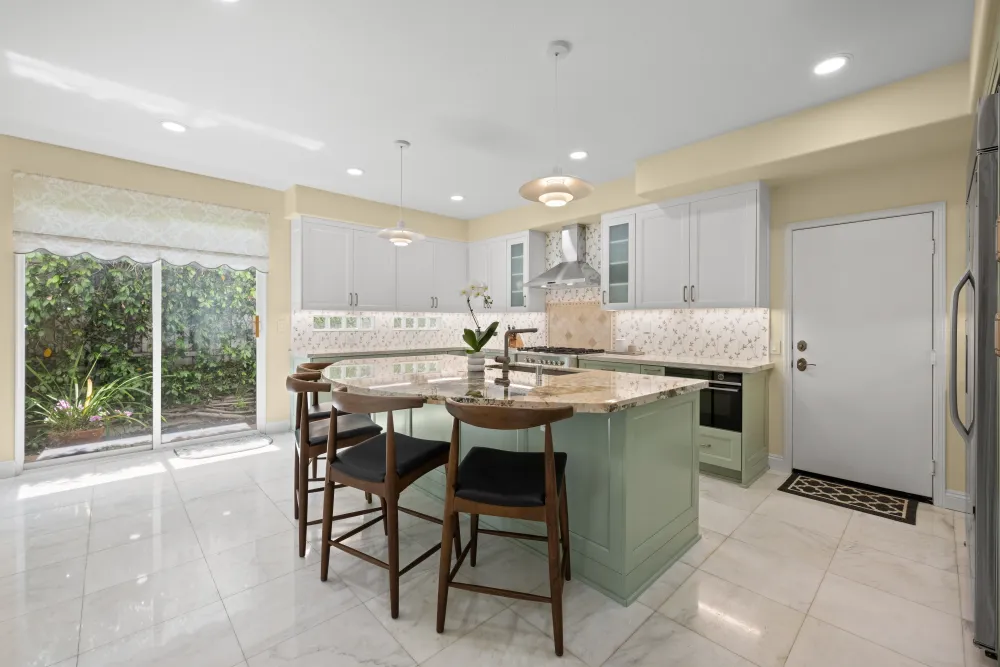 Baywind Point kitchen remodel photo 1
