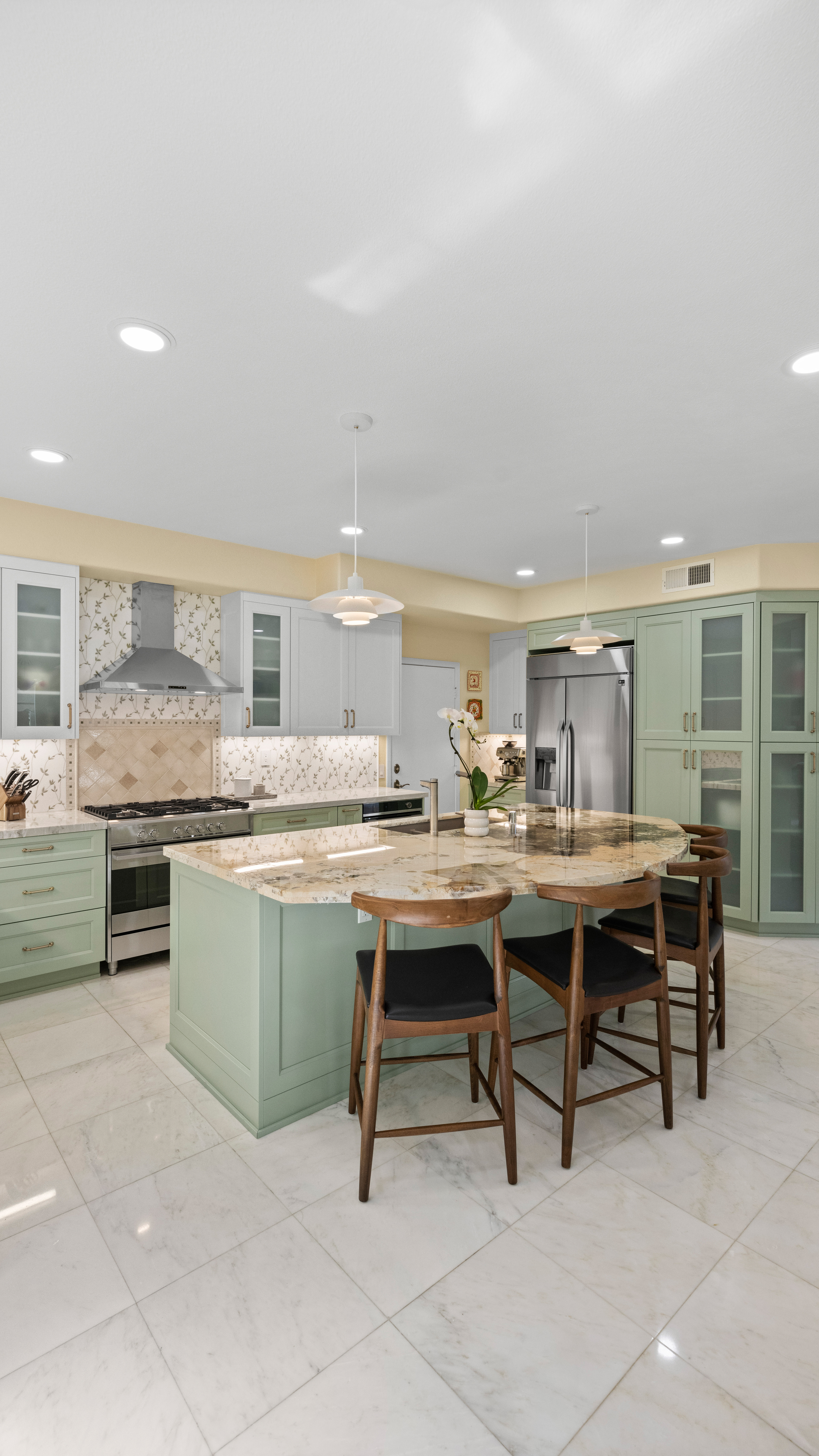 Baywind Point kitchen project photo 11