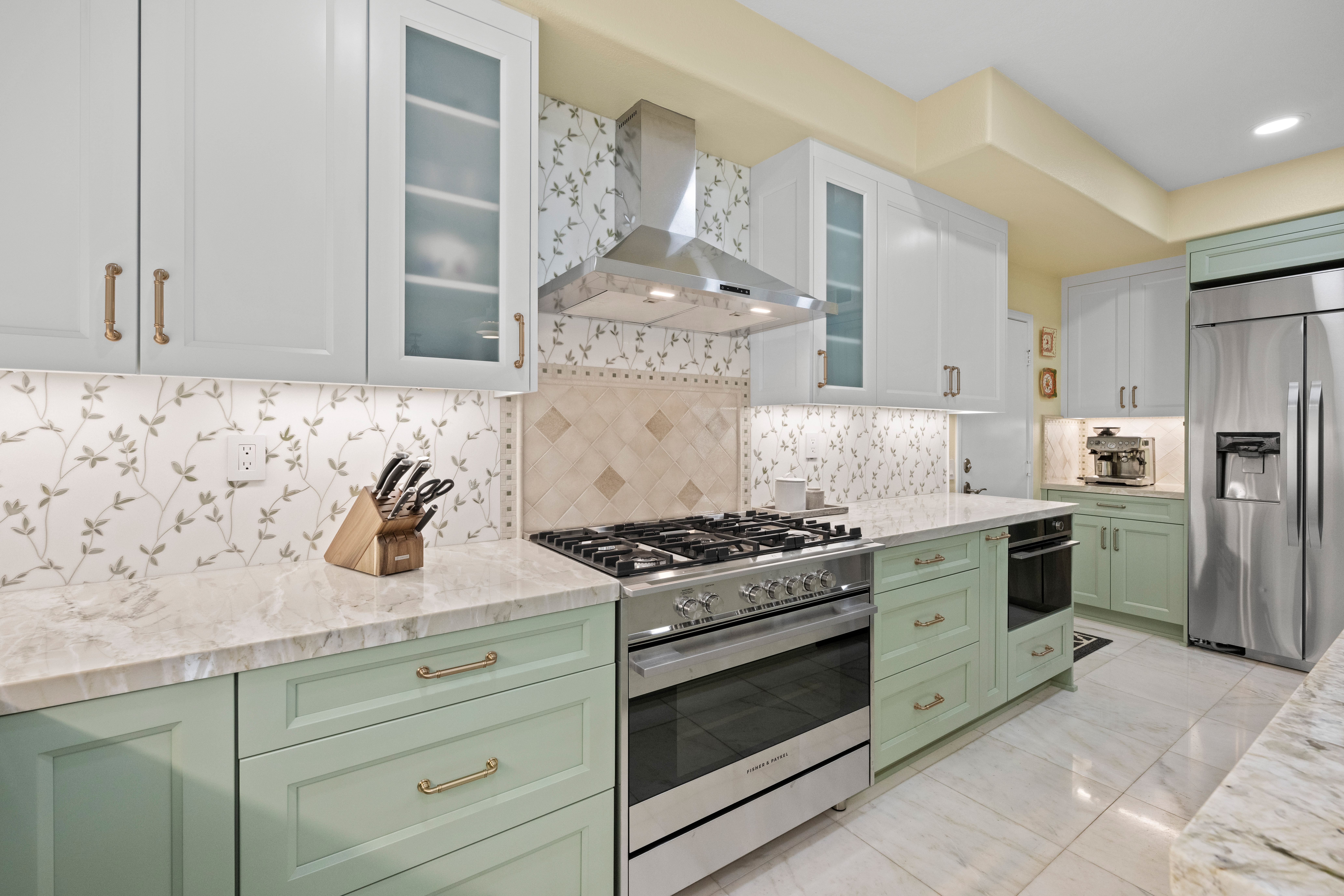 Baywind Point kitchen project photo 5