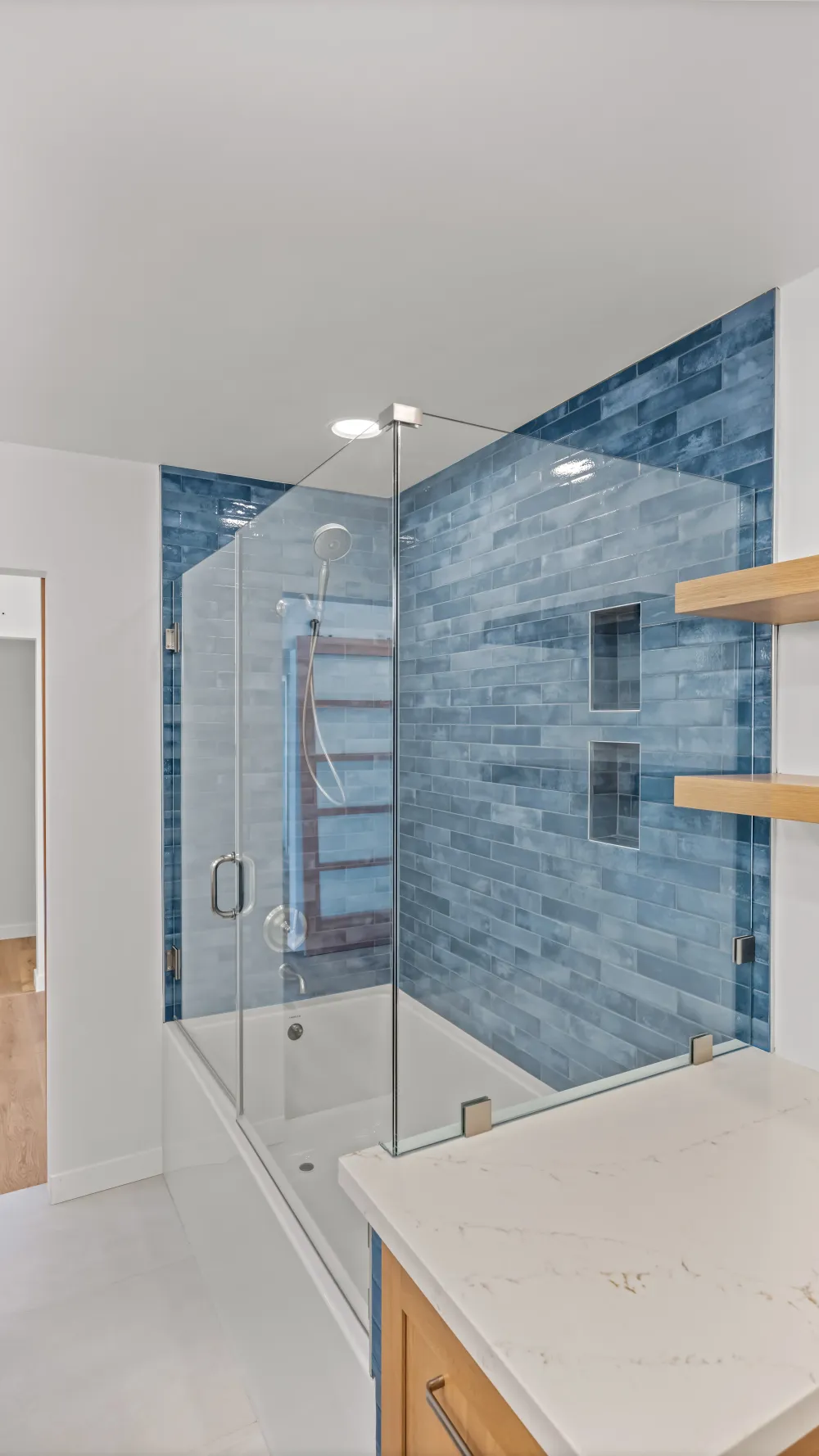 Dixie Drive home renovation remodel in Pacific Beach — photo 11