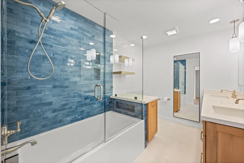 Dixie Drive home renovation remodel in Pacific Beach — photo 12