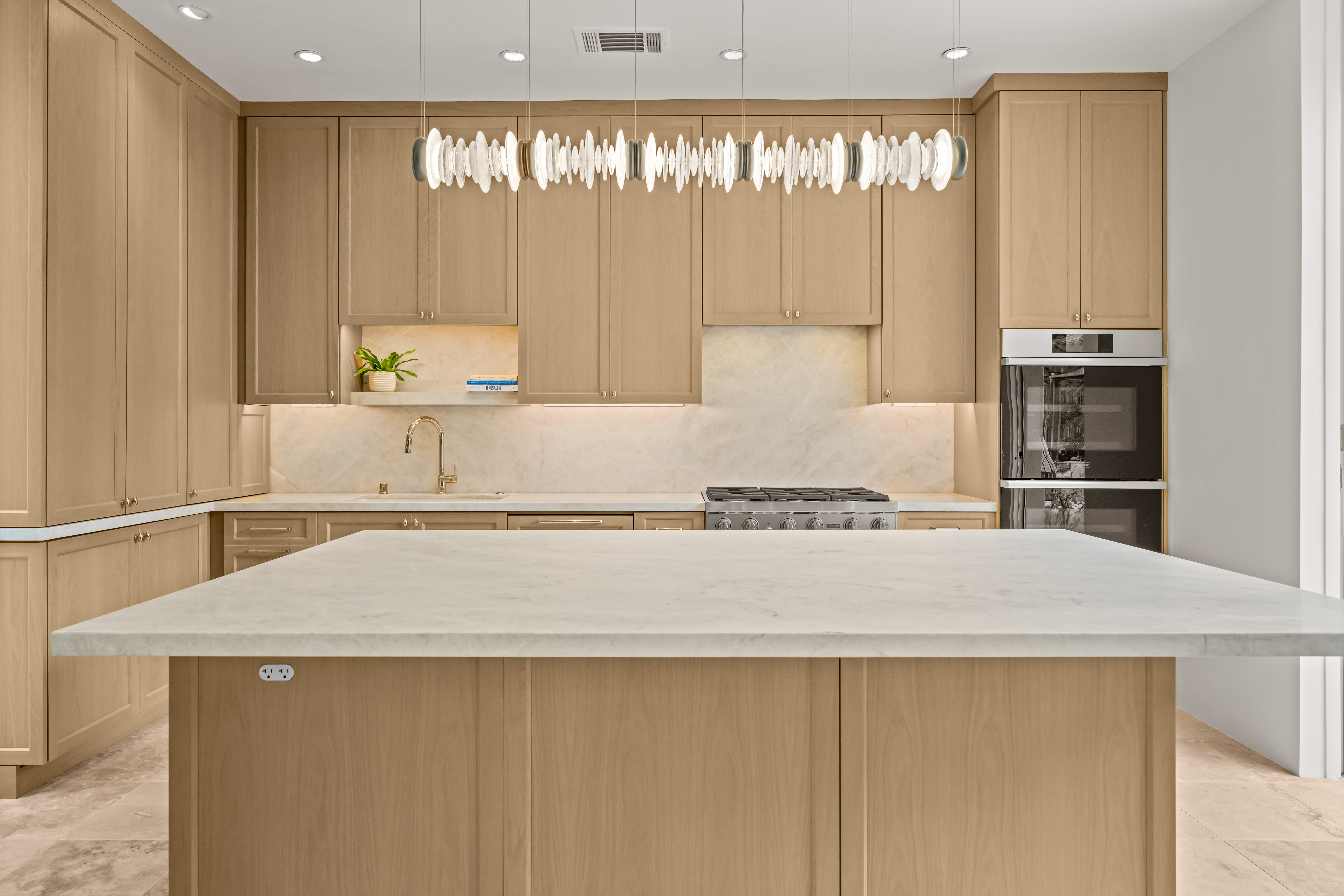 Luciernaga Street kitchen photo 2