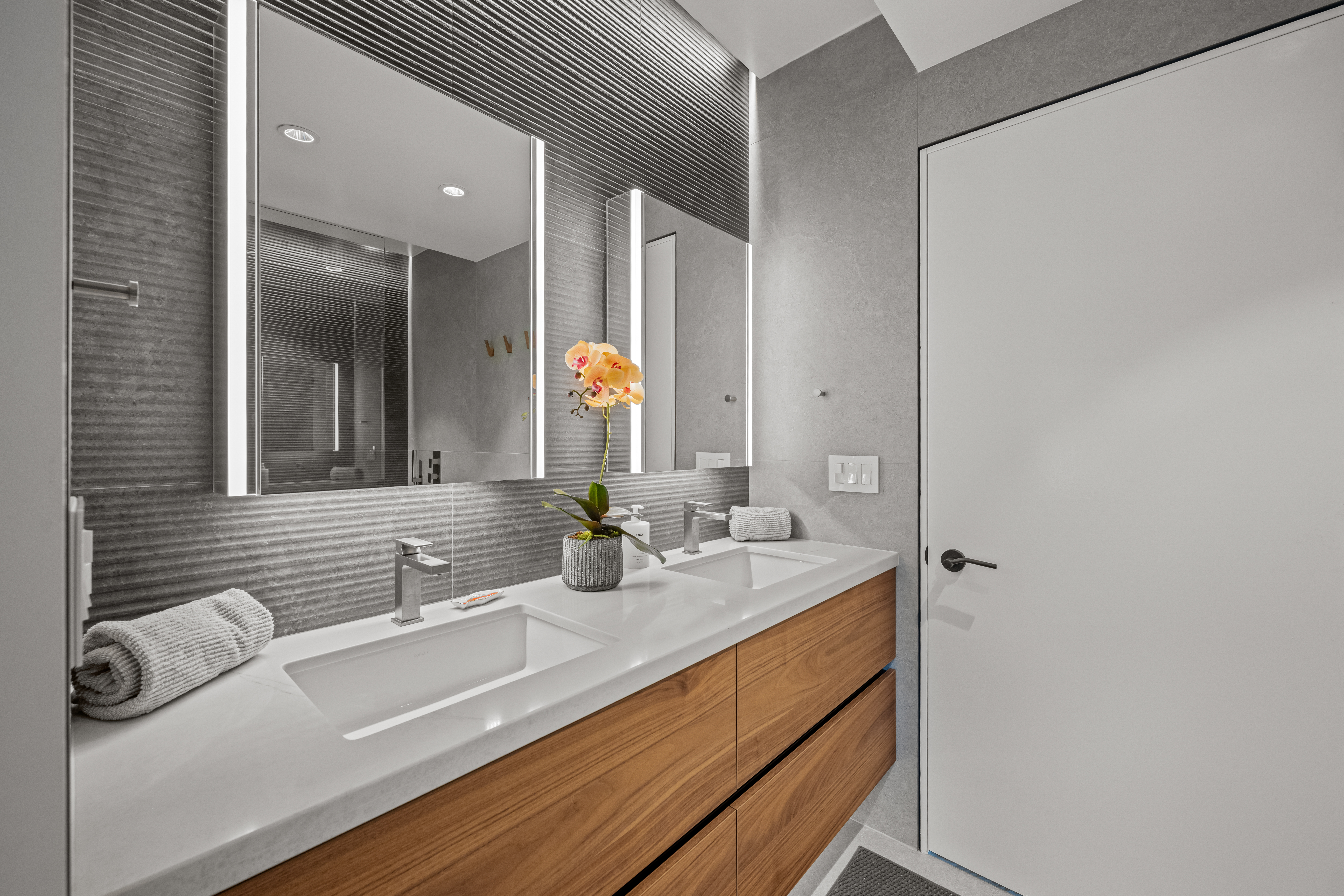 Tara Way bathroom remodel by Guild Builders