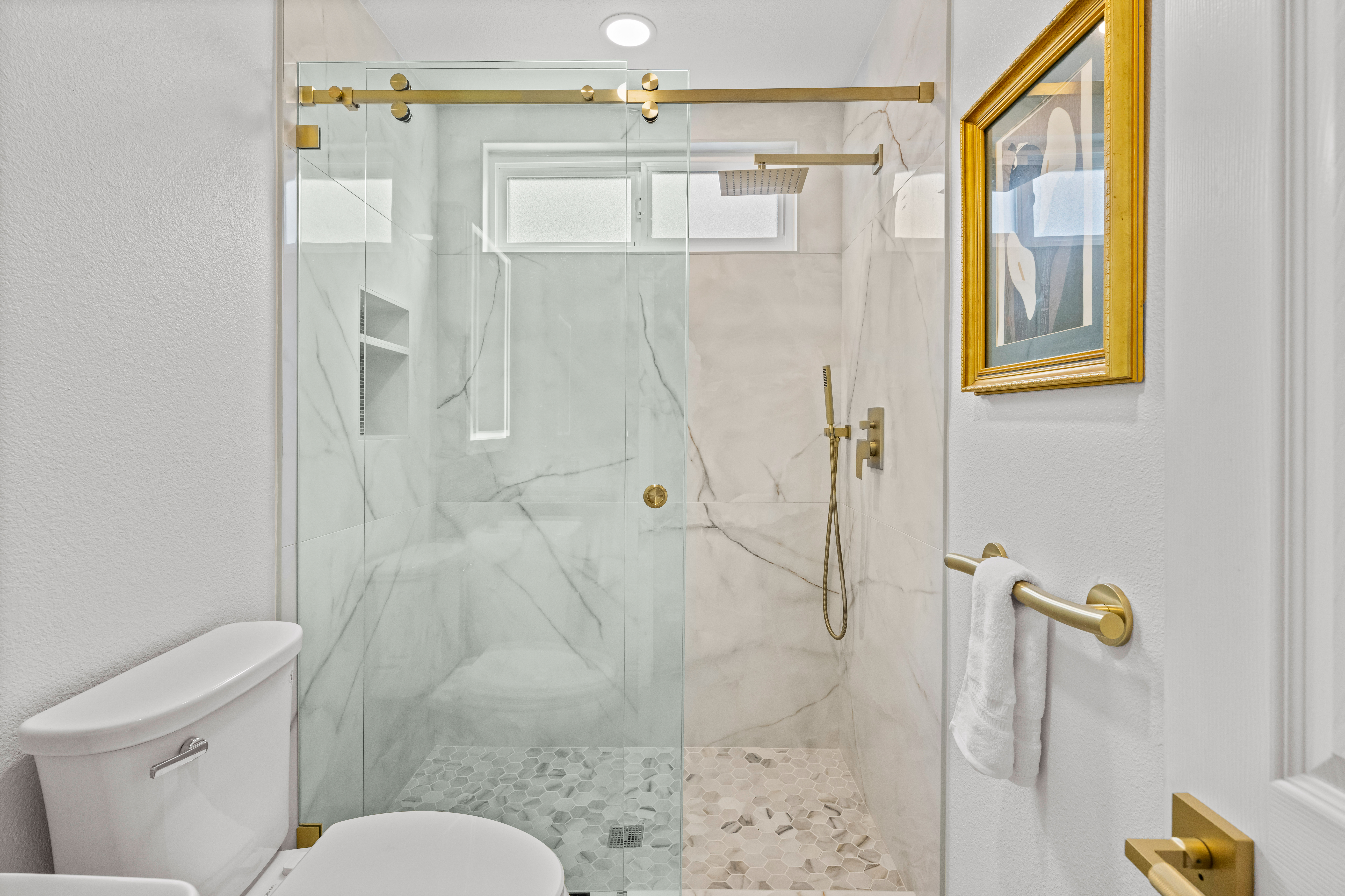 Willowhaven Road bathroom remodel by Guild Builders